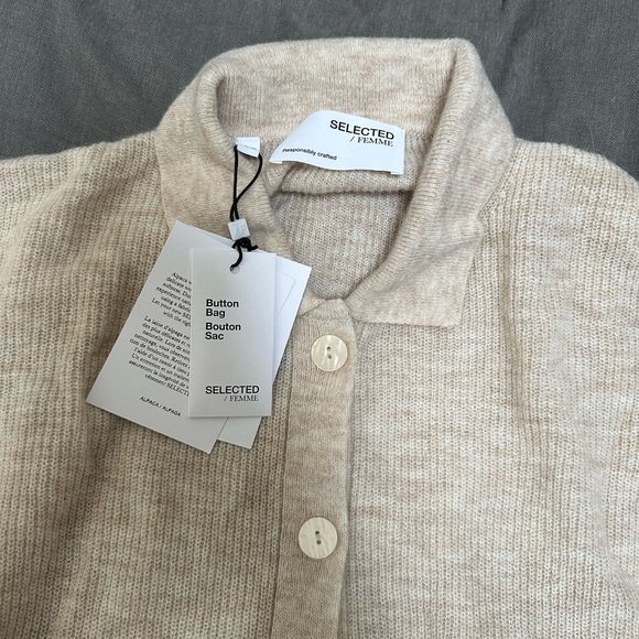 Knitted button down short sleeve shirt - Picture 2 of 2